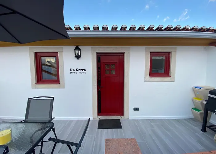 Da Serra House * Alqueidão da Serra